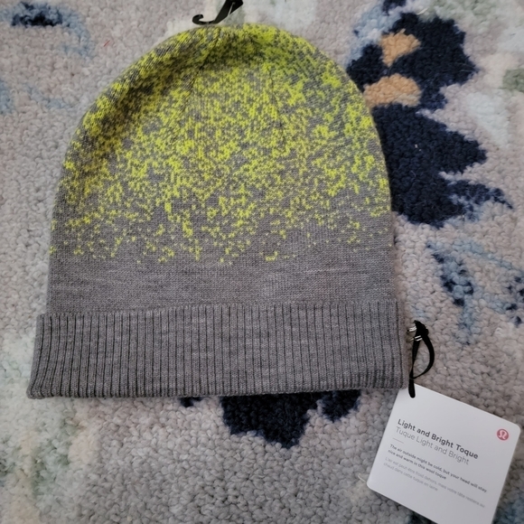 Lululemon Light & Bright Toque NEW main image 5